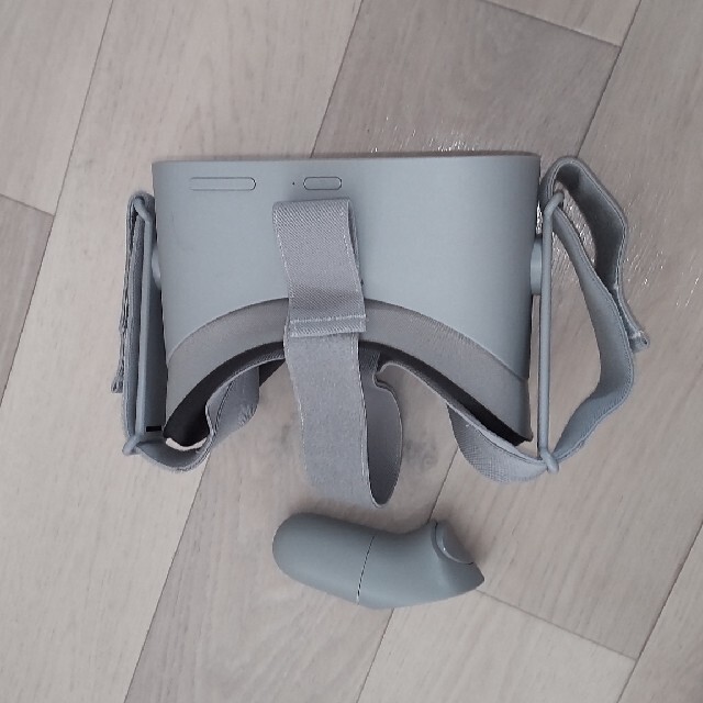 Oculus go　オキュラスgo エンタメ/ホビーのゲームソフト/ゲーム機本体(携帯用ゲーム機本体)の商品写真