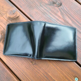 ガンゾ(GANZO)のGANZO ガンゾ　シェルコードバン２　小銭入れ付き　(折り財布)