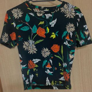 ザラ(ZARA)のZARA トップス(カットソー(半袖/袖なし))