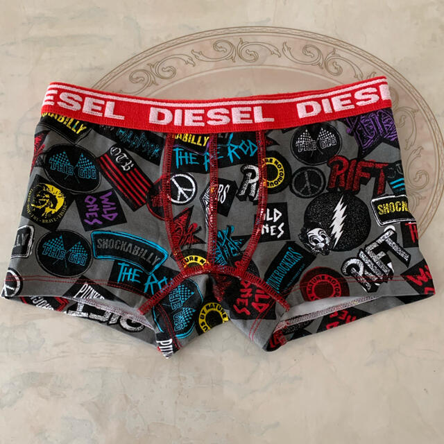 DIESEL(ディーゼル)のDIESEL キッズボクサーパンツ キッズ/ベビー/マタニティのこども用ファッション小物(その他)の商品写真