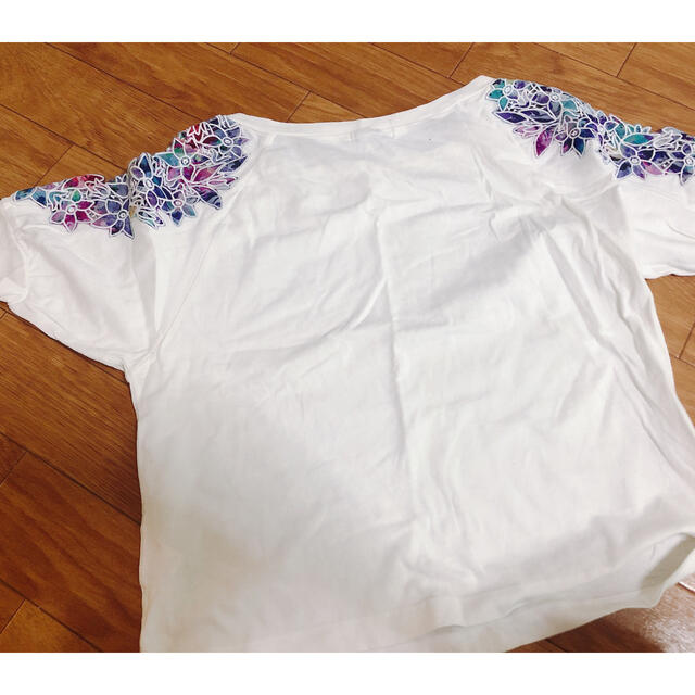 JEANASIS(ジーナシス)のオフショルダーTシャツ レディースのトップス(Tシャツ(半袖/袖なし))の商品写真