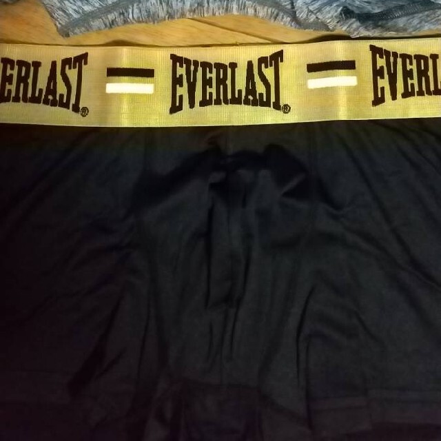 EVERLAST(エバーラスト)のLｻｲｽﾞ2枚組EVERLAST!吸水速乾ｽﾄﾚｯﾁ!ﾎﾞｸｻｰﾌﾞﾘｰﾌ! メンズのアンダーウェア(ボクサーパンツ)の商品写真