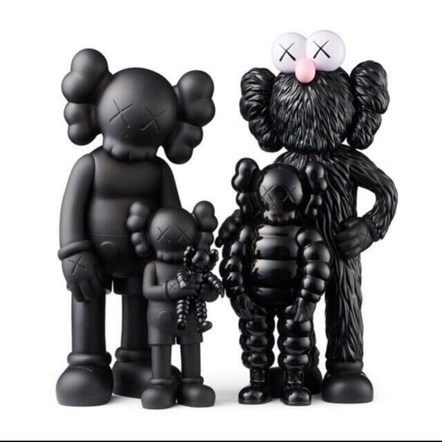 KAWS FAMILY BLACK【到着済】TOKYO FIRST カウズ