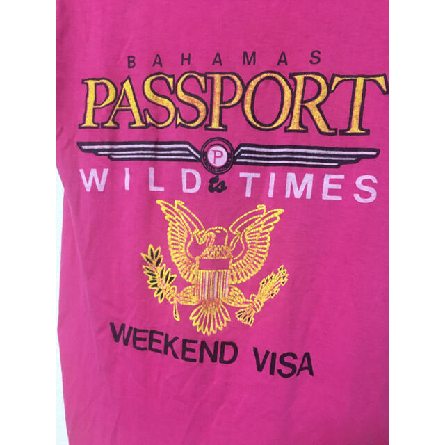 ヴィンテージTシャツ　バハマ　ピンク　アメリカ国章 VISA メンズのトップス(Tシャツ/カットソー(半袖/袖なし))の商品写真