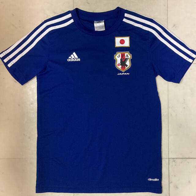 adidas(アディダス)のアディダス　サッカー　シャツ　150サイズ スポーツ/アウトドアのサッカー/フットサル(ウェア)の商品写真