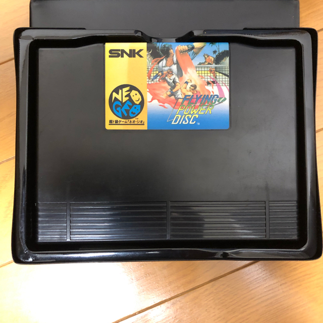 NEOGEO(ネオジオ)のフライングパワーディスク　ネオジオ　ROM エンタメ/ホビーのゲームソフト/ゲーム機本体(家庭用ゲームソフト)の商品写真