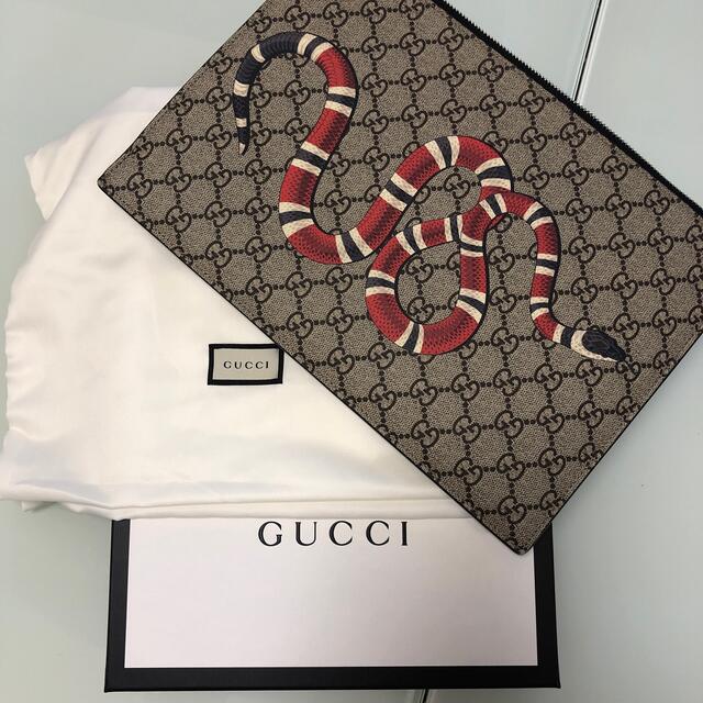 Gucci スネーク クラッチバック Gucci スネーク クラッチバック