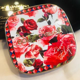 ドルチェアンドガッバーナ(DOLCE&GABBANA)のドルガバ　ブラッシュオブローズ　ラブコレクター200(チーク)