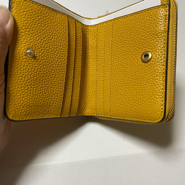 Tory Burch(トリーバーチ)のトリーバーチ　★   2つ折り財布　イエロー　★   新品 レディースのファッション小物(財布)の商品写真