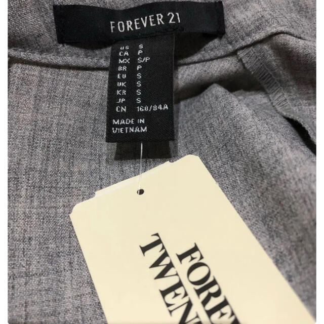 FOREVER 21(フォーエバートゥエンティーワン)のforever 21ワンピース  レディースのワンピース(ひざ丈ワンピース)の商品写真