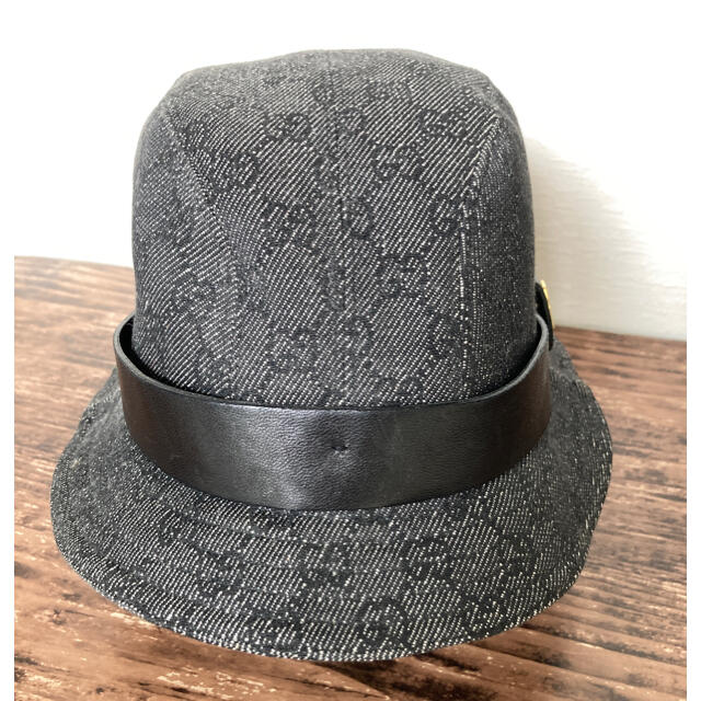 Gucci(グッチ)のグッチ　ＧＧ柄モノグラム  バゲットハット【ネイビーＬサイズ】 メンズの帽子(ハット)の商品写真