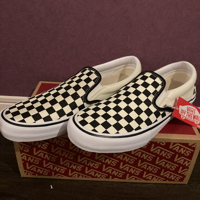 VANS(ヴァンズ)の廃盤 VANS SLIP-ON PRO チェッカー 28.5cm メンズの靴/シューズ(スニーカー)の商品写真