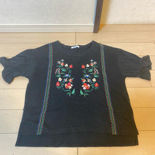 オリーブデオリーブ(OLIVEdesOLIVE)の（580）花柄刺繍 ブラック カットソー Mサイズ(Tシャツ(半袖/袖なし))