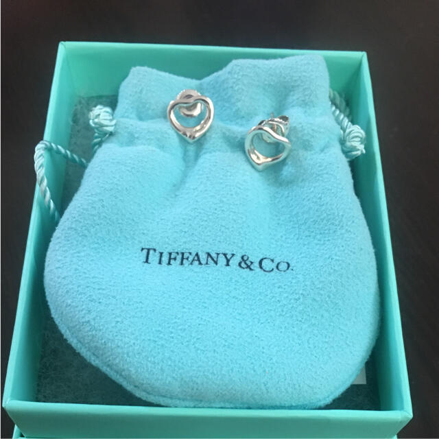 レディースTiffany ティファニー オープンハートピアス　美品《値下げ》