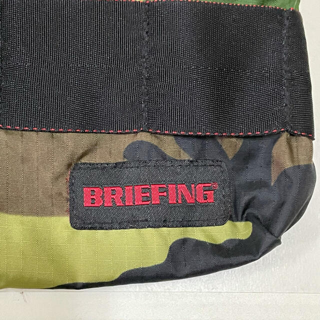 BRIEFING(ブリーフィング)のブリーフィング　BRIEFING サコッシュ　迷彩　カモフラージュ柄 メンズのバッグ(ショルダーバッグ)の商品写真