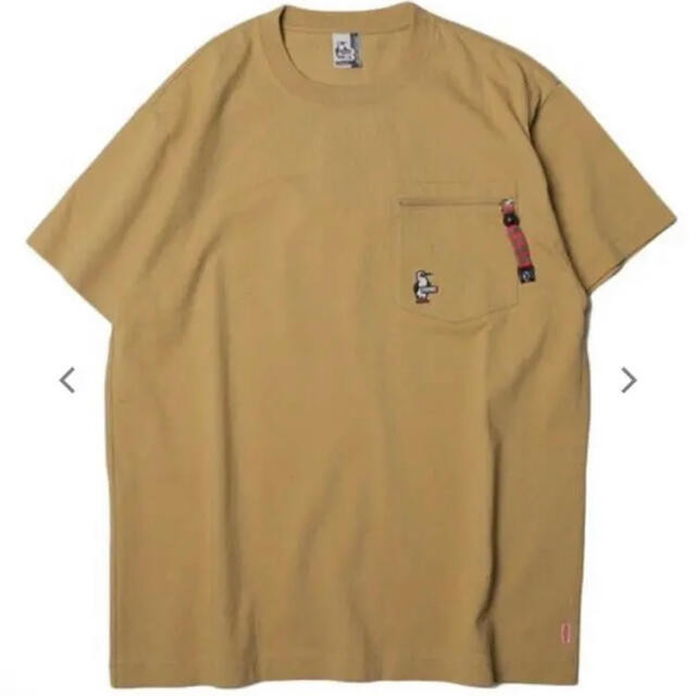 CHUMS(チャムス)の【新品・未開封】チャムス  ジッププルポケット Tシャツ メンズS ベージュ メンズのトップス(Tシャツ/カットソー(半袖/袖なし))の商品写真