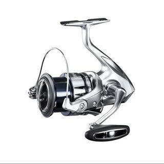 シマノ(SHIMANO)のストラディック 4000(リール)