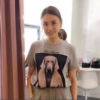 マックスマーラ　tシャツ　犬