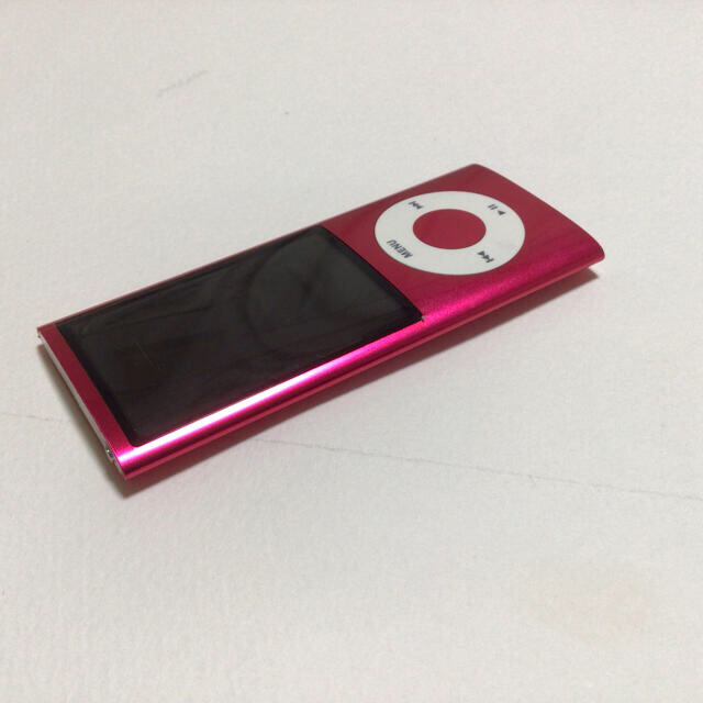 Apple(アップル)のiPod nano 5世代　8GB ピンク-22 作動品 スマホ/家電/カメラのオーディオ機器(ポータブルプレーヤー)の商品写真