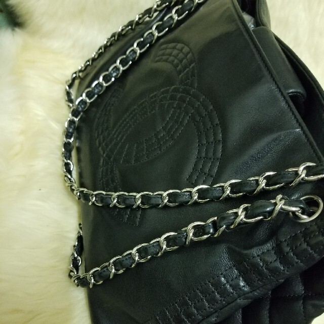 CHANEL(シャネル)のCHANELシャネル　チェーンショルダーバッグ レディースのバッグ(ショルダーバッグ)の商品写真