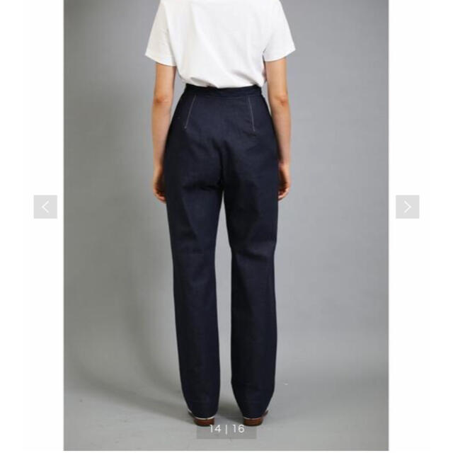 UNITED ARROWS(ユナイテッドアローズ)の専用loeff デニムランチパンツ　navy レディースのパンツ(デニム/ジーンズ)の商品写真