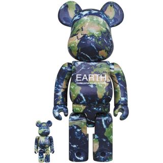 メディコムトイ(MEDICOM TOY)のEARTH BE@RBRICK 100％ & 400％(その他)