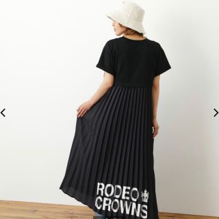 ロデオクラウンズワイドボウル(RODEO CROWNS WIDE BOWL)の未使用❤︎ RODEO ❤︎バックプリーツマキシワンピース(ロングワンピース/マキシワンピース)