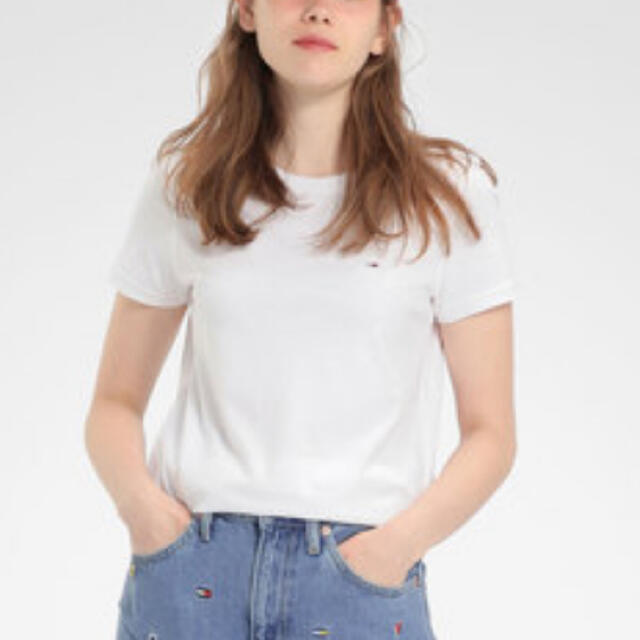 TOMMY HILFIGER(トミーヒルフィガー)のTOMMY HILFIGER トミーヒルフィガー　Tシャツ レディースのトップス(カットソー(半袖/袖なし))の商品写真