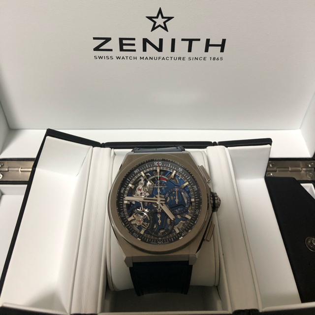 ZENITH(ゼニス)の【coco様専用】ゼニス　デファイ　エルプリメロ　ブルー メンズの時計(腕時計(アナログ))の商品写真