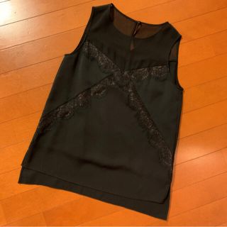 フォクシー(FOXEY)のDAISY LIN for FOXEYトップス　美品(カットソー(半袖/袖なし))