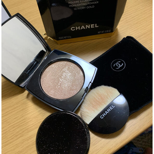 CHANEL フェイスパウダー お値下げ！