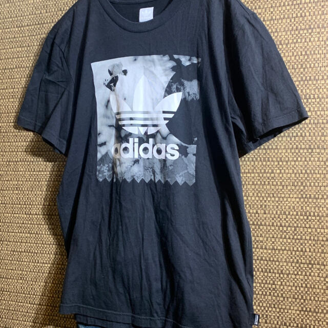 adidas(アディダス)のadidas アディダス　ロゴプリントTシャツ メンズのトップス(Tシャツ/カットソー(半袖/袖なし))の商品写真