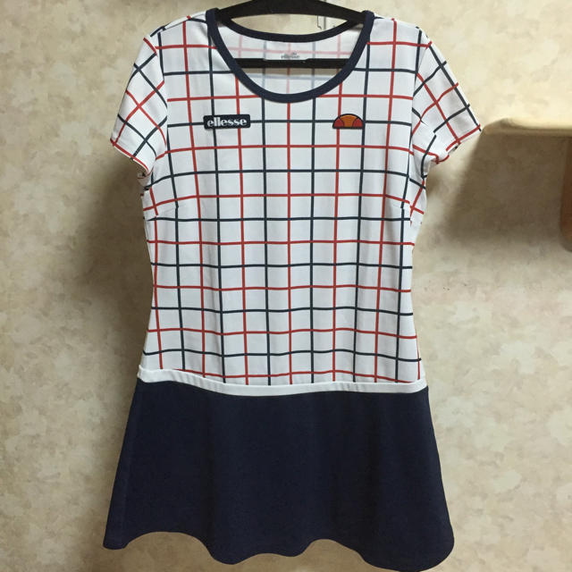 ellesse(エレッセ)の極美品❤️エレッセ テニスワンピース❤️ スポーツ/アウトドアのテニス(ウェア)の商品写真