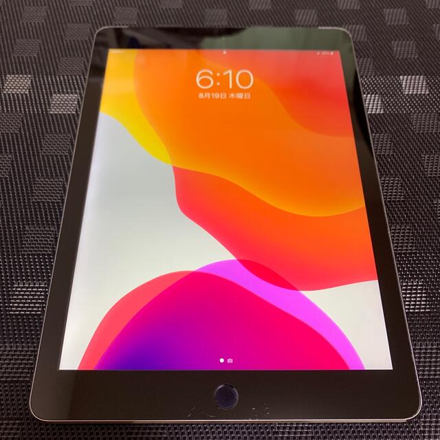 iPad Air2 9.7 64GB au Wi-Fi+Cellular