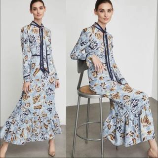 ビーシービージーマックスアズリア(BCBGMAXAZRIA)のBCBG MAXAZRIA ロングワンピース(ロングワンピース/マキシワンピース)