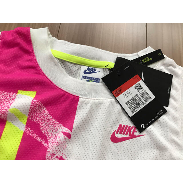 NIKE(ナイキ)の★海外購入★ NIKE ナイキ テニスウエア ノースリーブTシャツ Lサイズ スポーツ/アウトドアのテニス(ウェア)の商品写真