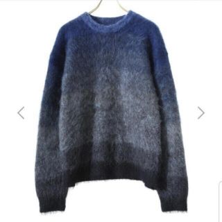 サンシー(SUNSEA)のYOKE Gradation Border Crew Neck blue(ニット/セーター)