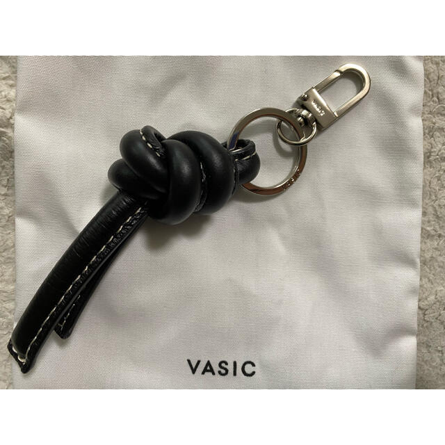 【専用】新品未使用　VASIC vasic チャーム　キーホルダー　キーチェーン