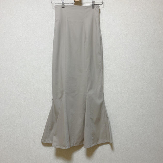 SNIDEL(スナイデル)のSNIDEL スナイデル ハイウエストヘムフレアスカート　マーメイドスカート レディースのスカート(ロングスカート)の商品写真