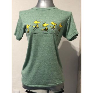 スヌーピー(SNOOPY)のSNOOPY ウッドストック　Tシャツ　グリーン(Tシャツ(半袖/袖なし))