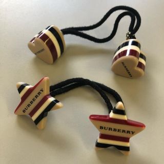 バーバリー(BURBERRY)の美品　レアBURBERRYハート型ヘアゴム&星型ヘアゴムセットバーバリーキッズ用(その他)