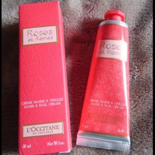 ロクシタン(L'OCCITANE)の箱付☆ロクシタン☆L'OCCITANE☆ハンド☆ネイル☆クリーム☆ローズ☆新品(ハンドクリーム)