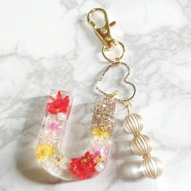 レジン ハンドメイド オーダー イニシャル キーホルダー チャーム 押し花