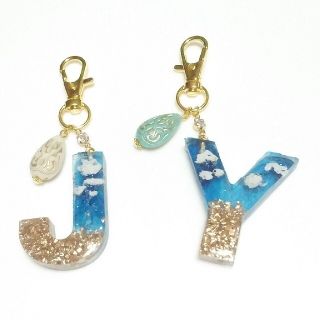 レジン ハンドメイド オーダー イニシャル キーホルダー チャーム