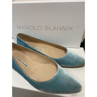 マノロブラニク(MANOLO BLAHNIK)のMANOLO フラット(バレエシューズ)