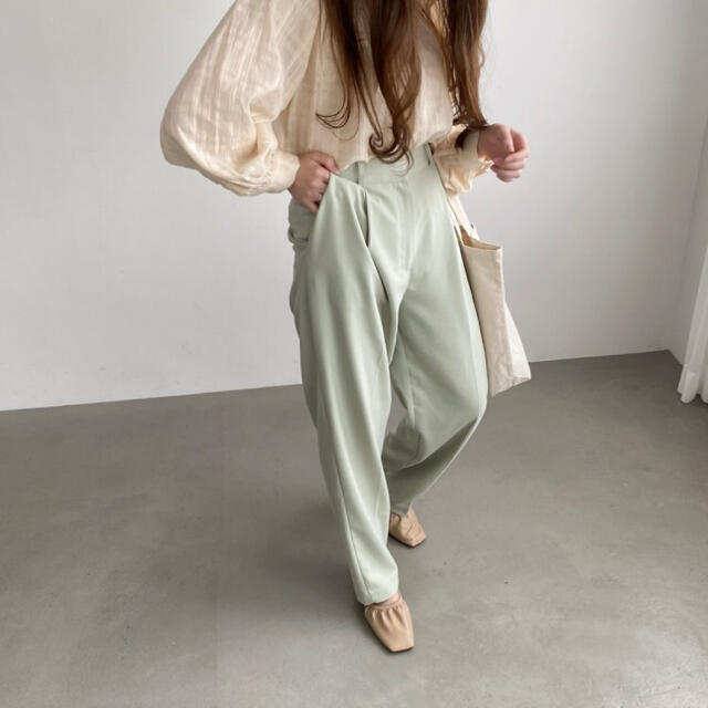 muguet ハイウエストストレートパンツ mint ミント | フリマアプリ ラクマ muguet ハイウエストストレートパンツ mint ミント