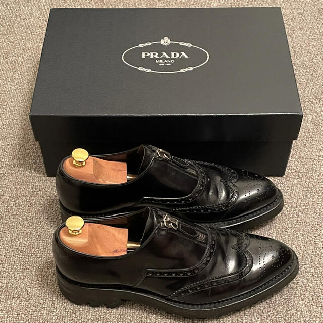 PRADA シャークソール 復刻版 売れ済 靴/シューズ tripkicks.com