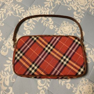 バーバリーブルーレーベル(BURBERRY BLUE LABEL)のバーバリーブルーレーベル　ポーチ　美品(ハンドバッグ)