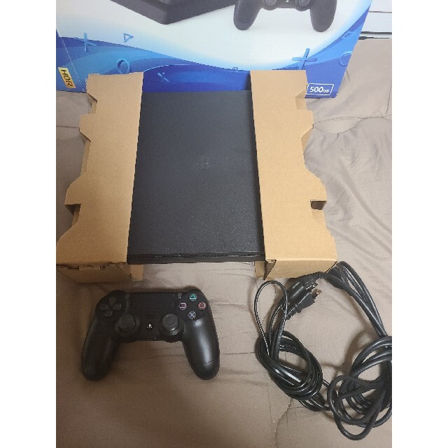 PlayStation4 2100A B01 動作品 エンタメ/ホビーのゲームソフト/ゲーム機本体(家庭用ゲーム機本体)の商品写真