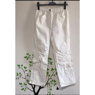 お花モチーフ　パンツ　新品　婦人服(その他)